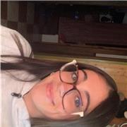 Doy clases particulares a niños para que puedan aprender y se diviertan en el proceso.